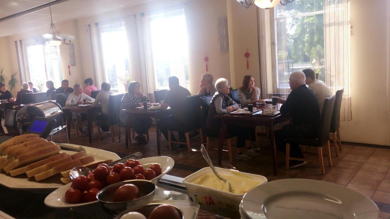 Vingaker Hotell Εξωτερικό φωτογραφία